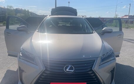 Lexus RX IV рестайлинг, 2017 год, 4 500 000 рублей, 1 фотография