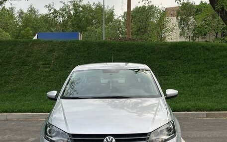 Volkswagen Polo VI (EU Market), 2016 год, 1 000 000 рублей, 2 фотография