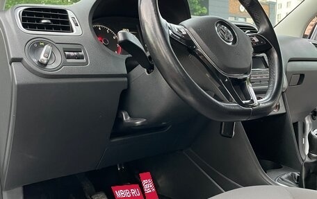 Volkswagen Polo VI (EU Market), 2016 год, 1 000 000 рублей, 11 фотография