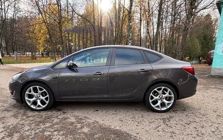 Opel Astra J, 2012 год, 680 000 рублей, 10 фотография
