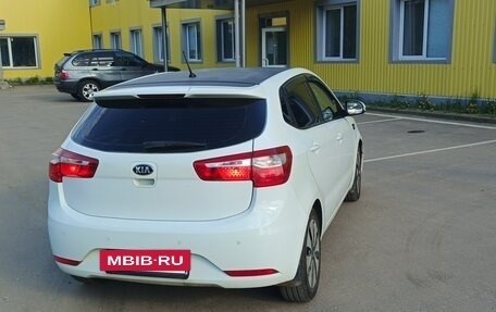 KIA Rio III рестайлинг, 2013 год, 890 000 рублей, 2 фотография