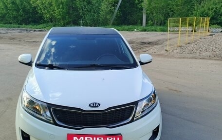 KIA Rio III рестайлинг, 2013 год, 890 000 рублей, 4 фотография