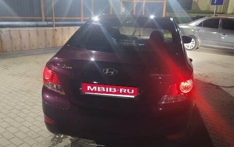 Hyundai Solaris II рестайлинг, 2011 год, 480 000 рублей, 10 фотография