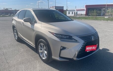 Lexus RX IV рестайлинг, 2017 год, 4 500 000 рублей, 21 фотография