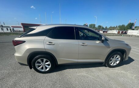 Lexus RX IV рестайлинг, 2017 год, 4 500 000 рублей, 32 фотография