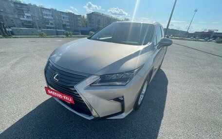 Lexus RX IV рестайлинг, 2017 год, 4 500 000 рублей, 29 фотография