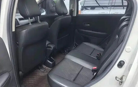 Honda Vezel, 2022 год, 1 183 000 рублей, 7 фотография