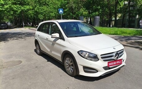 Mercedes-Benz B-Класс, 2015 год, 1 500 000 рублей, 3 фотография