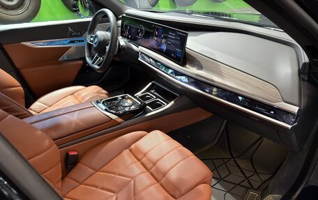 BMW 7 серия, 2022 год, 18 100 000 рублей, 9 фотография