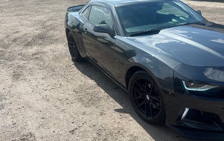Chevrolet Camaro IV, 2013 год, 2 530 000 рублей, 2 фотография