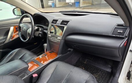 Toyota Camry, 2011 год, 1 100 000 рублей, 9 фотография