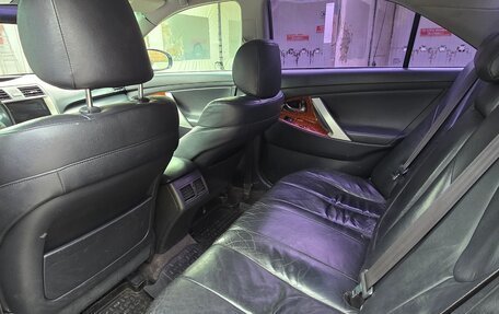 Toyota Camry, 2011 год, 1 100 000 рублей, 10 фотография