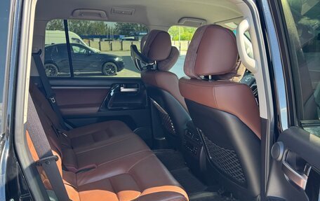 Toyota Land Cruiser 200, 2016 год, 6 200 000 рублей, 11 фотография