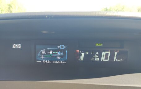 Toyota Prius Alpha I (ZVW40/41), 2016 год, 1 620 000 рублей, 9 фотография