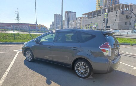 Toyota Prius Alpha I (ZVW40/41), 2016 год, 1 620 000 рублей, 11 фотография