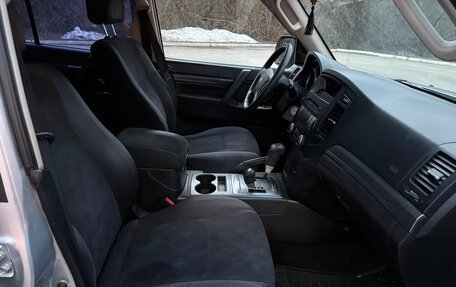 Mitsubishi Pajero IV, 2007 год, 1 550 000 рублей, 6 фотография