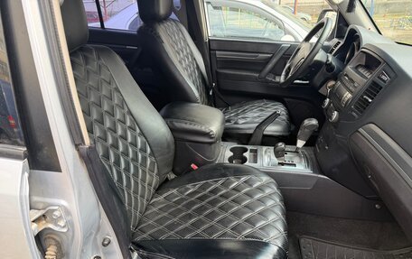 Mitsubishi Pajero IV, 2007 год, 1 550 000 рублей, 9 фотография