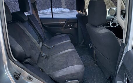 Mitsubishi Pajero IV, 2007 год, 1 550 000 рублей, 7 фотография
