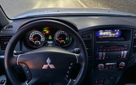 Mitsubishi Pajero IV, 2007 год, 1 550 000 рублей, 14 фотография