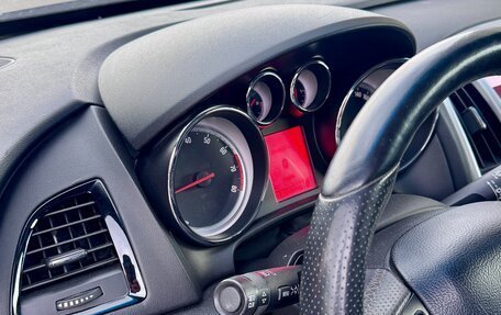 Opel Astra J, 2013 год, 920 000 рублей, 10 фотография