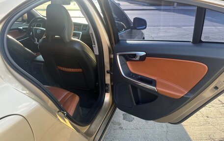 Volvo S60 III, 2011 год, 900 000 рублей, 15 фотография