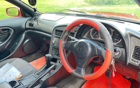 Toyota Celica VII рестайлинг, 1998 год, 490 000 рублей, 37 фотография
