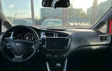 KIA cee'd III, 2015 год, 999 000 рублей, 10 фотография