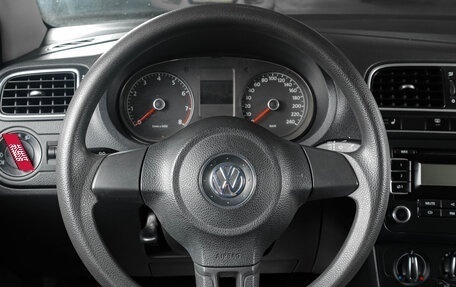 Volkswagen Polo VI (EU Market), 2011 год, 699 000 рублей, 14 фотография
