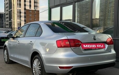 Volkswagen Jetta VI, 2011 год, 839 000 рублей, 8 фотография