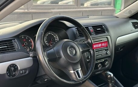 Volkswagen Jetta VI, 2011 год, 839 000 рублей, 9 фотография