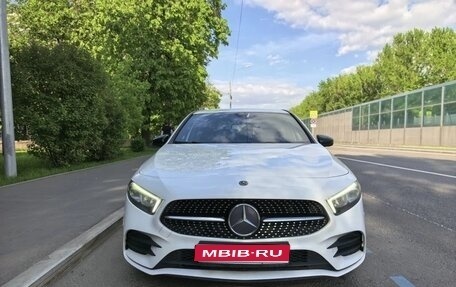 Mercedes-Benz A-Класс, 2020 год, 3 000 000 рублей, 1 фотография