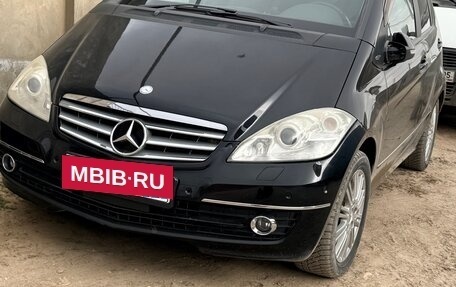 Mercedes-Benz A-Класс, 2009 год, 650 000 рублей, 4 фотография