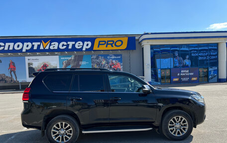 Toyota Land Cruiser Prado 150 рестайлинг 2, 2018 год, 4 490 000 рублей, 7 фотография