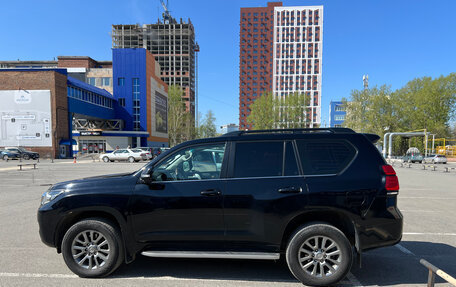Toyota Land Cruiser Prado 150 рестайлинг 2, 2018 год, 4 490 000 рублей, 8 фотография