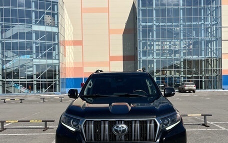 Toyota Land Cruiser Prado 150 рестайлинг 2, 2018 год, 4 490 000 рублей, 5 фотография