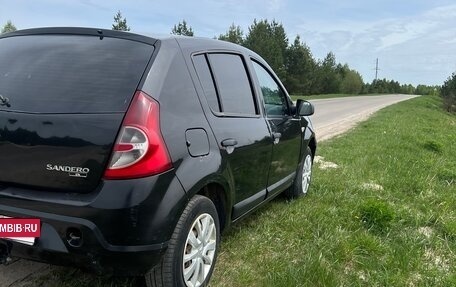 Renault Sandero I, 2012 год, 280 000 рублей, 3 фотография