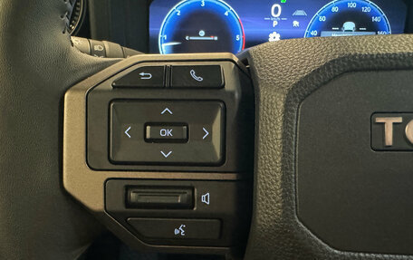 Toyota Land Cruiser Prado, 2026 год, 12 000 000 рублей, 33 фотография