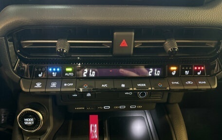 Toyota Land Cruiser Prado, 2026 год, 12 000 000 рублей, 29 фотография