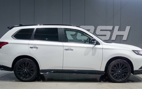 Mitsubishi Outlander III рестайлинг 3, 2022 год, 3 449 000 рублей, 5 фотография