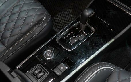 Mitsubishi Outlander III рестайлинг 3, 2022 год, 3 449 000 рублей, 14 фотография
