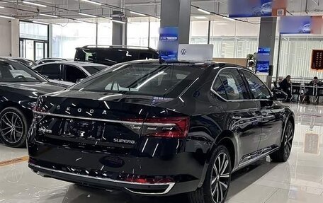 Skoda Superb III рестайлинг, 2025 год, 2 505 000 рублей, 6 фотография