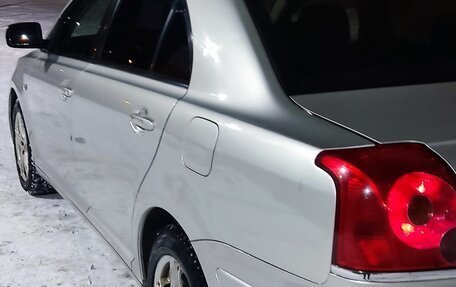 Toyota Avensis III рестайлинг, 2004 год, 500 000 рублей, 7 фотография