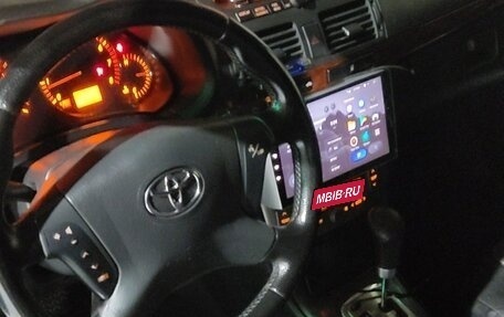Toyota Avensis III рестайлинг, 2004 год, 500 000 рублей, 13 фотография