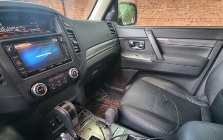 Mitsubishi Pajero IV, 2014 год, 2 400 000 рублей, 8 фотография