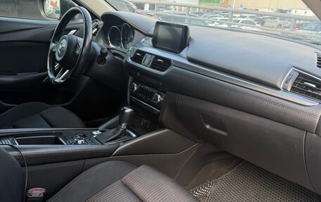 Mazda 6, 2017 год, 1 680 000 рублей, 5 фотография