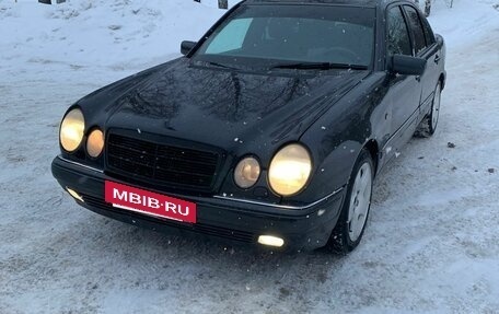 Mercedes-Benz E-Класс, 1998 год, 335 000 рублей, 6 фотография