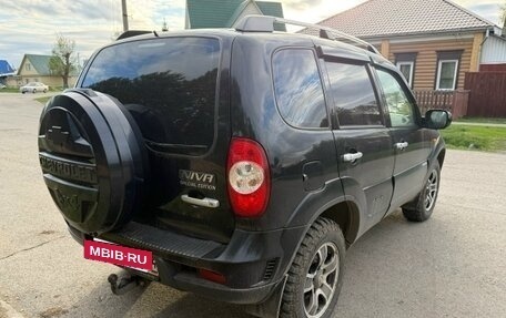 Chevrolet Niva I рестайлинг, 2009 год, 560 000 рублей, 5 фотография