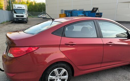 Hyundai Solaris II рестайлинг, 2011 год, 680 000 рублей, 15 фотография