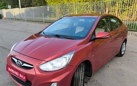 Hyundai Solaris II рестайлинг, 2011 год, 680 000 рублей, 10 фотография