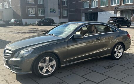 Mercedes-Benz E-Класс, 2012 год, 1 580 000 рублей, 3 фотография
